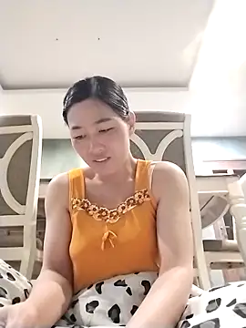 Snapshot of lris-Beauty77 chatting on 02/24/26, 11:25 lris-Beauty77 online show from 02/24/26, 11:25