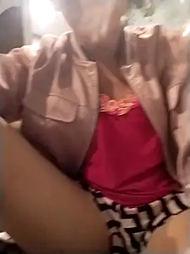 Snapshot of lris-Beauty77 chatting on 02/26/26, 03:00 lris-Beauty77 online show from 02/26/26, 03:00