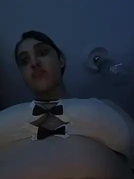 Snapshot of lagatitacantabra chatting on 04/07/26, 12:22 lagatitacantabra online show from 04/07/26, 12:22