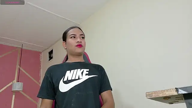 Snapshot of cristal-49 chatting on 03/02/26, 12:45 cristal-49 online show from 03/02/26, 12:45