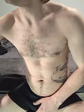 Snapshot of elong007 chatting on 03/05/26, 10:11 elong007 online show from 03/05/26, 10:11