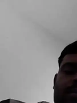 Snapshot of blackbeauty321 chatting on 04/15/26, 05:47 blackbeauty321 online show from 04/15/26, 05:47