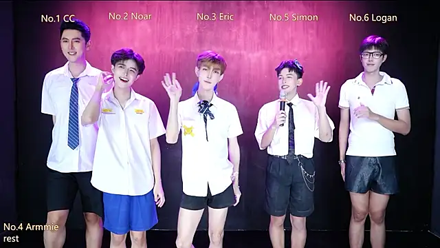 Snapshot of Queen-Vibe chatting on 04/16/26, 04:30 Queen-Vibe online show from 04/16/26, 04:30