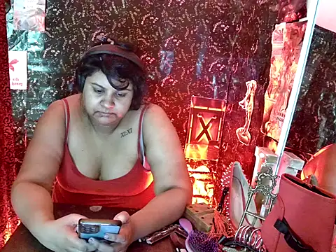 Snapshot of MistressMileenaMiami chatting on 03/27/26, 09:36 MistressMileenaMiami online show from 03/27/26, 09:36