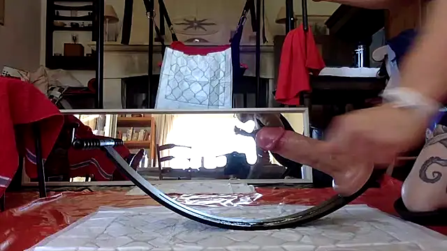 Snapshot of YONIYOGA chatting on 03/29/26, 11:43 YONIYOGA online show from 03/29/26, 11:43