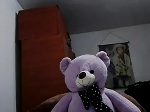 Snapshot of tefutbin3 chatting on 04/07/26, 06:08 tefutbin3 online show from 04/07/26, 06:08