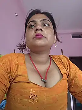 Aanushaka online show from 06/15/26, 02:47