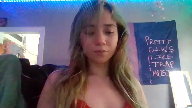 Snapshot of Jaszi3 chatting on 03/03/26, 02:45 Jaszi3 online show from 03/03/26, 02:45