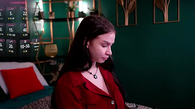 Snapshot of SatiraLux chatting on 03/27/26, 12:49 SatiraLux online show from 03/27/26, 12:49