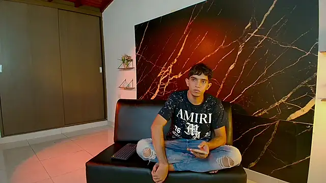 Snapshot of thiago_moreno chatting on 02/28/26, 12:28 thiago moreno online show from 02/28/26, 12:28