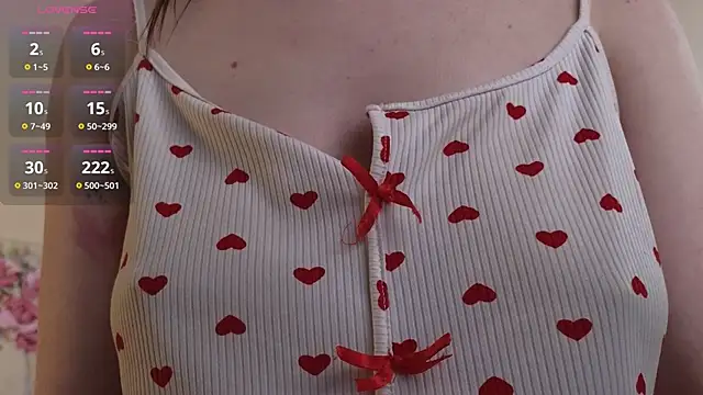 Snapshot of Jennin_Hearl chatting on 04/15/26, 07:58 Jennin Hearl online show from 04/15/26, 07:58