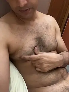 online4u08 online show from 02/28/26, 12:00