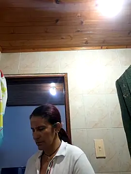 Lorenaluna online show from 04/16/26, 10:34