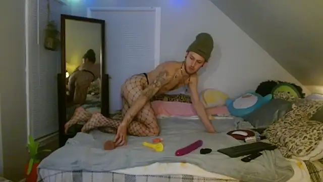 Snapshot of SPICY_KITTY69 chatting on 03/03/26, 01:01 SPICY KITTY69 online show from 03/03/26, 01:01