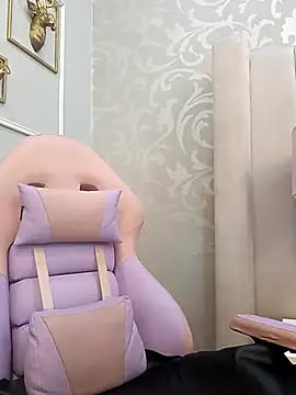 Melie me online show from 03/10/26, 11:04