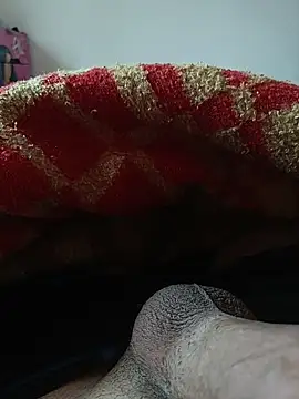 Snapshot of luxxoos chatting on 03/22/26, 01:36 luxxoos online show from 03/22/26, 01:36