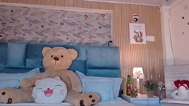 Snapshot of Cat_kitten chatting on 03/02/26, 12:12 Cat kitten online show from 03/02/26, 12:12