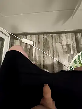 Snapshot of Model691 chatting on 04/25/26, 09:12 Model691 online show from 04/25/26, 09:12