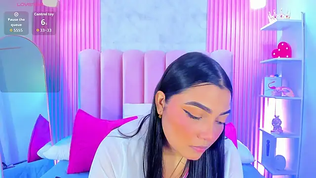 Snapshot of ArianaRougee chatting on 07/01/26, 03:41 ArianaRougee online show from 07/01/26, 03:41