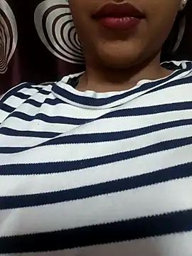 Sakshiverma online show from 04/17/26, 06:55