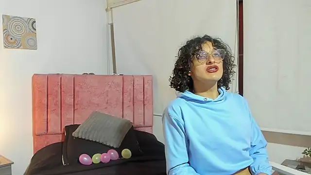 Snapshot of Maverick_angel chatting on 03/11/26, 02:56 Maverick angel online show from 03/11/26, 02:56