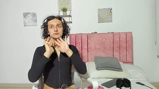 Snapshot of Maverick_angel chatting on 03/14/26, 03:17 Maverick angel online show from 03/14/26, 03:17