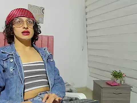 Snapshot of Maverick_angel chatting on 04/06/26, 02:29 Maverick angel online show from 04/06/26, 02:29