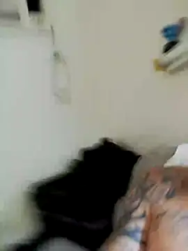 Snapshot of SmashNTrash91 chatting on 03/29/26, 04:51 SmashNTrash91 online show from 03/29/26, 04:51