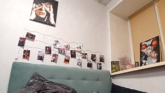 Snapshot of DizzyRina chatting on 03/25/26, 03:18 DizzyRina online show from 03/25/26, 03:18