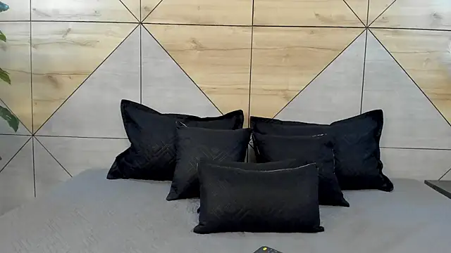 Snapshot of AnnyVega__ chatting on 03/24/26, 08:36 AnnyVega online show from 03/24/26, 08:36