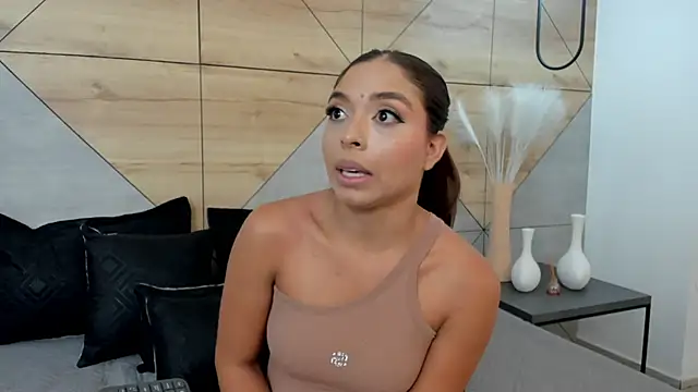 Snapshot of AnnyVega__ chatting on 03/27/26, 12:16 AnnyVega online show from 03/27/26, 12:16