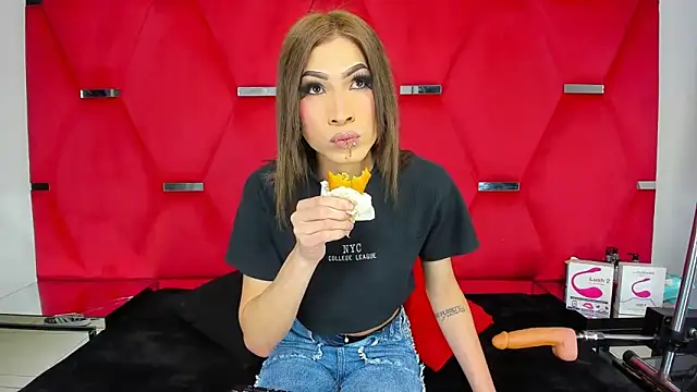 Alicee Grey online show from 04/07/26, 02:28