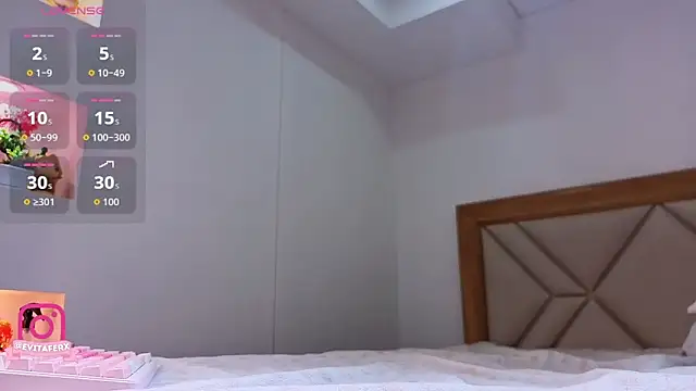 Snapshot of eva_depp_ chatting on 03/27/26, 10:37 eva depp online show from 03/27/26, 10:37