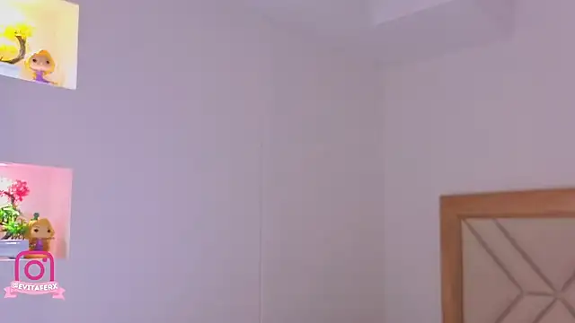 Snapshot of eva_depp_ chatting on 04/04/26, 10:13 eva depp online show from 04/04/26, 10:13