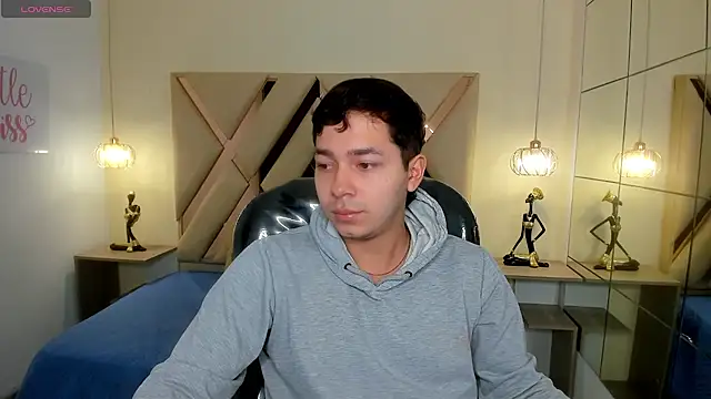 Julian Smith21 online show from 02/24/26, 12:14