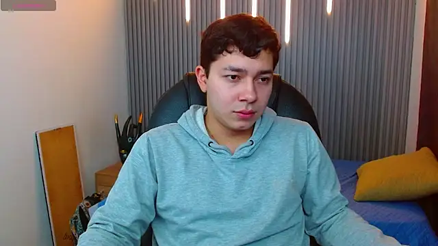 Julian Smith21 online show from 03/27/26, 01:00