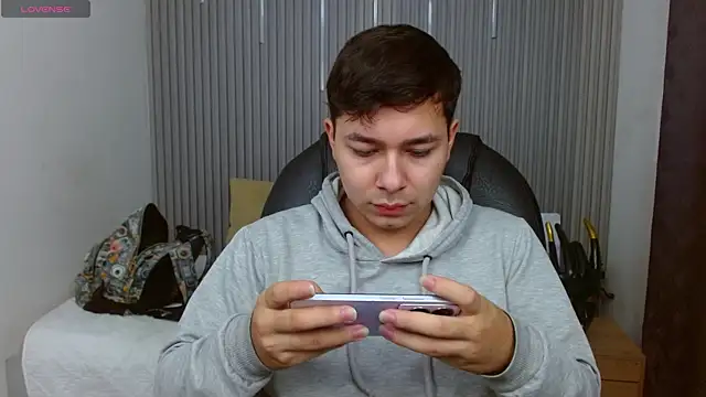 Snapshot of Julian_Smith21 chatting on 07/08/26, 11:31 Julian Smith21 online show from 07/08/26, 11:31