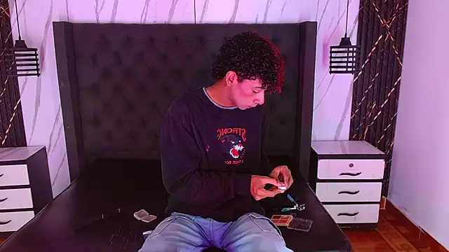 Snapshot of Billie_Turneer chatting on 02/23/26, 10:18 Billie Turneer online show from 02/23/26, 10:18