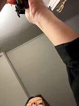 Snapshot of UnholyAmy chatting on 04/01/26, 07:11 UnholyAmy online show from 04/01/26, 07:11