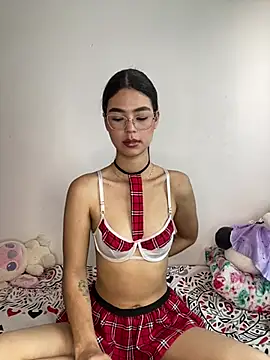 Snapshot of Nixieblaze chatting on 04/19/26, 05:56 Nixieblaze online show from 04/19/26, 05:56