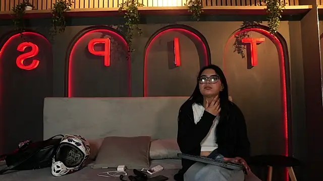 Snapshot of mekari_fox chatting on 06/02/26, 11:18 mekari fox online show from 06/02/26, 11:18