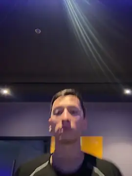 Thiago Jones1 online show from 04/14/26, 10:43