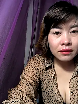 Snapshot of juicy-milu chatting on 03/16/26, 12:06 juicy-milu online show from 03/16/26, 12:06