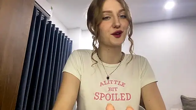 HotCheeseCake online show from 02/28/26, 10:49