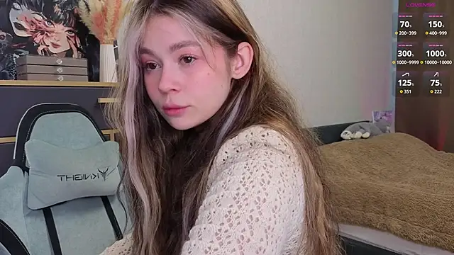 Snapshot of Dipamelly chatting on 04/13/26, 02:39 Dipamelly online show from 04/13/26, 02:39