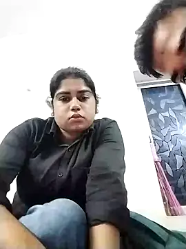 Snapshot of Cute_Piu chatting on 02/22/26, 12:47 Cute Piu online show from 02/22/26, 12:47