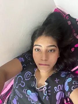 Snapshot of Sexy_mia_outdoors chatting on 04/18/26, 05:55 Sexy mia outdoors online show from 04/18/26, 05:55