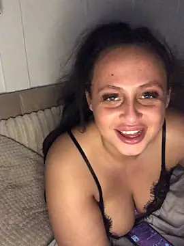 Snapshot of mayawesttt chatting on 03/28/26, 05:51 mayawesttt online show from 03/28/26, 05:51