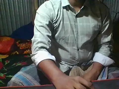 Snapshot of BestDick2910 chatting on 02/28/26, 03:40 BestDick2910 online show from 02/28/26, 03:40