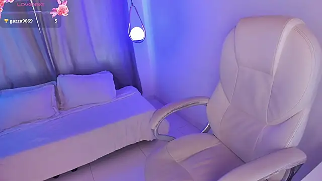 NixieSterling online show from 03/22/26, 07:50